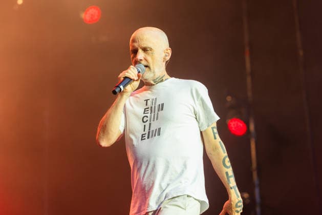 Konzert von Moby auf dem Kunst!Rasen Bonn - 18.08.26 Der US-amerikanische Elektronikmusiker Moby beim Open-Air-Live-Auftritt auf dem Kunst!Rasen Bonn. Bonn Gronau Nordrhein-Westfalen Deutschland *** Moby Concert at Kunst Rasen Bonn, August 18, 2026. American electronic musician Moby performing live outdoors at Kunst Rasen Bonn in Bonn-Gronau, North Rhine-Westphalia, Germany Copyright: xMarcxJohnx