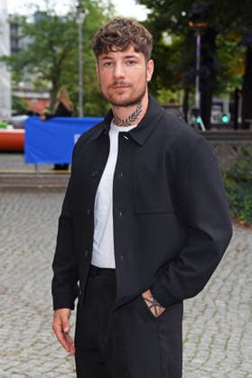 Willi Banner (Willi Whey) bei der Prime Video Filmpremiere von BACK TO THE 90s im Delphi Filmpalast in Berlin am 18.08.2026 *** Willi Banner Willi Whey at the Prime Video film premiere of BACK TO THE 90s at the Delphi Filmpalast in Berlin on August 18, 2026