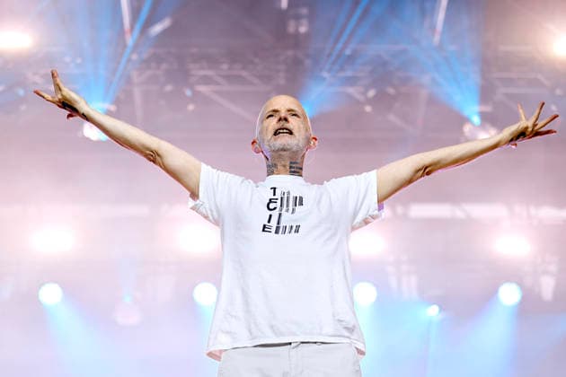 DJ und Musiker Moby (Richard Melville Hall) bei seinem Konzert vor 5.500 Zuschauern im Rahmen des KUNST!RASEN Bonn Open Air. Bonn, 18.08.2026 NRW Deutschland *** DJ and musician Moby Richard Melville Hall performing for an audience of 5,500 at the KUNST RASEN Bonn Open Air in Bonn, August 18, 2026, North Rhine-Westphalia, Germany Copyright: xChristophxHardtx