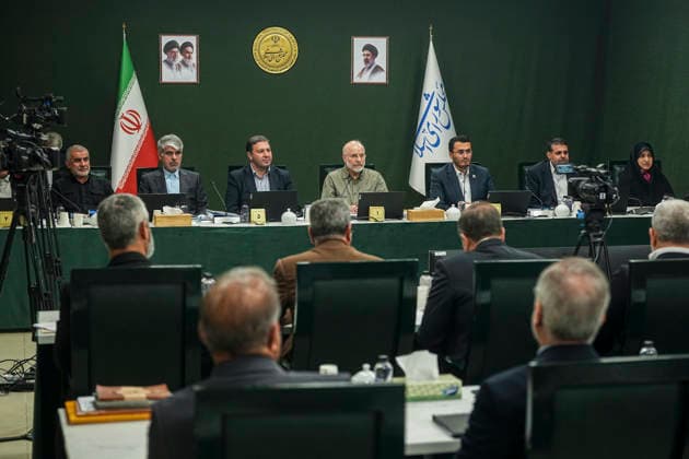 Tehran Iran Virtual Parliament Iranian Parliament Speaker Mohammad Bagher Ghalibaf sits with officials during a virtual parliamentary session in Tehran, Iran on August 18, 2026. Iran s parliament held the public session remotely under emergency provisions, with 247 lawmakers participating. Tehran Tehran Iran Copyright: xHamedxMalekpourx