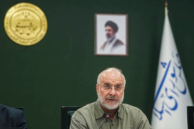 Tehran Iran Virtual Parliament Iranian Parliament Speaker Mohammad Bagher Ghalibaf speaks during a virtual parliamentary session in Tehran, Iran on August 18, 2026. Iran s parliament held the public session remotely under emergency provisions, with 247 lawmakers participating. Tehran Tehran Iran Copyright: xHamedxMalekpourx