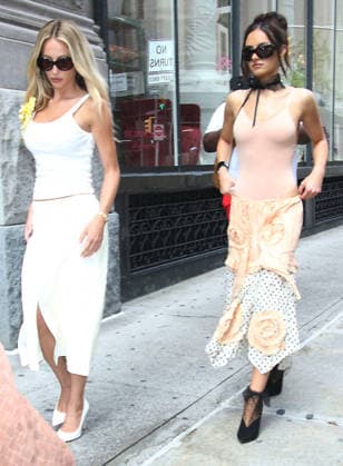 NEW YORK, NY- AUGUST 18: Alix Earle and Ashtin Earle seen in New York City on August 18, 2026. Copyright: xRWx