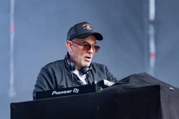 Konzert von Westbam auf dem Kunst!Rasen Bonn - 18.08.26 Der deutsche Techno-DJ Westbam (Maximilian Lenz) als Special Guest bei MOBY beim Open-Air-Live-Auftritt auf dem Kunst!Rasen Bonn. Bonn Gronau Nordrhein-Westfalen Deutschland *** Westbam concert at Kunst Rasen Bonn on August 18, 2026. German techno DJ Westbam (Maximilian Lenz) as a special guest with Moby at their open-air live performance at Kunst Rasen Bonn in Bonn-Gronau, North Rhine-Westphalia, Germany Copyright: xMarcxJohnx