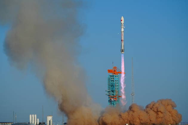 (260819) -- JIUQUAN, Aug. 19, 2026 -- The Zhuque-3 Y2 rocket blasts off at the Dongfeng commercial space innovation pilot zone in northwest China, Aug. 19, 2026. China launched the reusable rocket Zhuque-3 on Wednesday morning, achieving its first recovery of a rocket s first stage on land. The land-based recovery of the rocket s first stage was completed as planned, and the flight mission was a complete success. (Photo by Xinhua) Photo Flash China launches Zhuque-3, achieving its first rocket recovery on land WangxJiangbo 