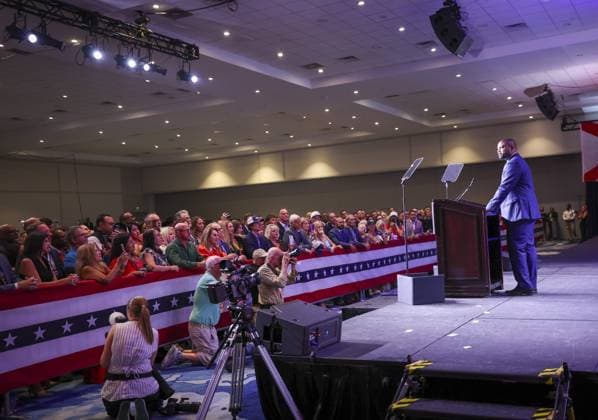August 18, 2026, Orlando, Florida, USA: Florida gubernatorial candidate Byron Donalds speaks after winning the Republican primary for Florida governor Tuesday, Aug. 18, 2026 in Orlando. Orlando USA - ZUMAs70_ 20260818_zan_s70_133 Copyright: xChrisxUrsox