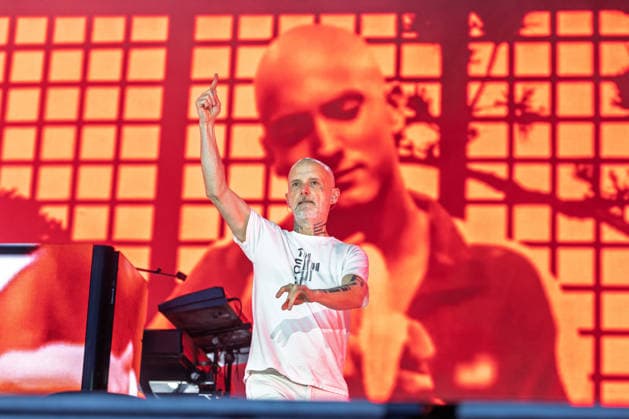 Konzert von Moby auf dem Kunst!Rasen Bonn - 18.08.26 Der US-amerikanische Elektronikmusiker Moby (Richard Melville Hall) beim Open-Air-Live-Auftritt auf dem Kunst!Rasen Bonn. Bonn Gronau Nordrhein-Westfalen Deutschland *** Moby concert at Kunst Rasen Bonn on August 18, 2026. American electronic musician Moby (Richard Melville Hall) performing live at an open-air concert at Kunst Rasen Bonn in Bonn, Gronau, North Rhine-Westphalia, Germany Copyright: xMarcxJohnx