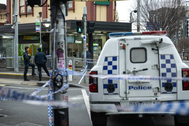 FOOTSCRAY RAM RAID, Police block the street outside Dragon Hot Pot in Footscray, the site of a ram raid, in Melbourne, Wednesday, August 19, 2026. ( NO ARCHIVING MELBOURNE VICTORIA AUSTRALIA  Copyright: xJAYxKOGLERx 20260819110651727080