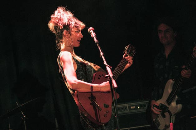 Hannah Cohen performs at Hoxton Hall on August 18, 2026 in London, England. LONDON, ENGLAND - AUGUST 18: Hannah Cohen performs at Hoxton Hall on August 18, 2026 in London, England., Credit:Pupat Chenaksara Avalon UK, London  Copyright: xPupatxChenaksarax xAvalonx PCN_HANNAH_COHEN_LIVE_1125373583