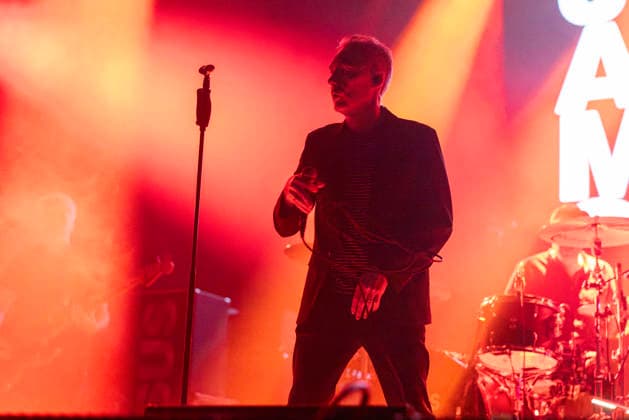 The Jesus and Mary Chain perform at AO Arena Jim Reid of The Jesus and Mary Chain performs at AO Arena, Manchester, 18th August 2026, Credit:Mike Gray MIKE GRAY - B4227 Avalon  Copyright: xMikexGrayx xMIKExGRAYx-xB4227x xAvalonx 1125391082