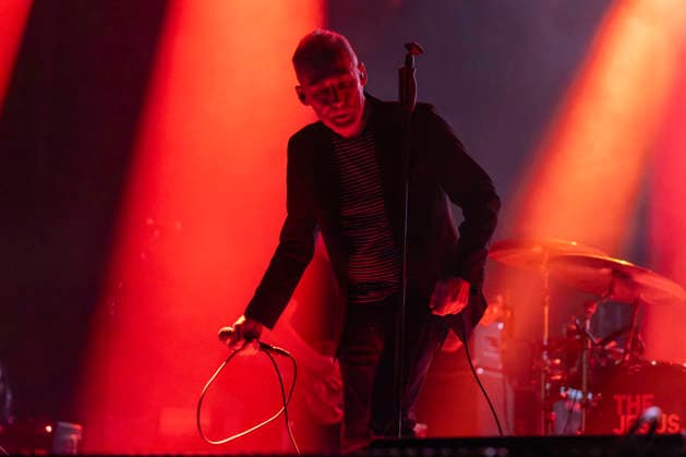 The Jesus and Mary Chain perform at AO Arena Jim Reid of The Jesus and Mary Chain performs at AO Arena, Manchester, 18th August 2026, Credit:Mike Gray MIKE GRAY - B4227 Avalon  Copyright: xMikexGrayx xMIKExGRAYx-xB4227x xAvalonx 1125391093