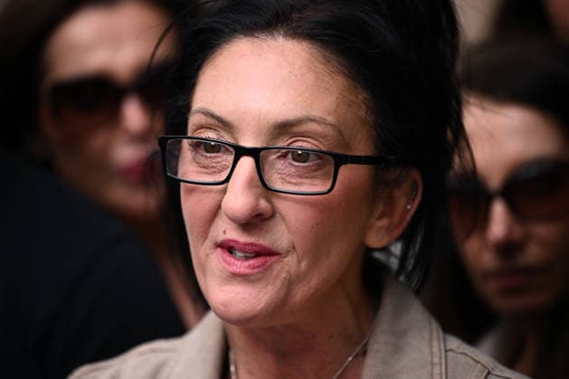 MILORAD ZARIC COURT, Mary Kadis, sister of Vicky Apostolopoulos, speaks to media outside the Supreme Court of Victoria in Melbourne, Wednesday, August 19, 2026. ( NO ARCHIVING MELBOURNE VICTORIA AUSTRALIA  Copyright: xJOELxCARRETTx 20260819184870341093