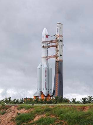 WENCHANG, CHINA - AUGUST 19: The combination of the Chang e-7 lunar probe and the Long March-5 Y14 carrier rocket is transferred vertically to the launching area at the Wenchang Spacecraft Launch Site on August 19, 2026 in Wenchang, Hainan Province of China. The Chang e-7 lunar probe is scheduled for launch at an appropriate time, according to the China Manned Space Agency (CMSA).  Copyright: xVCGx 111660839873