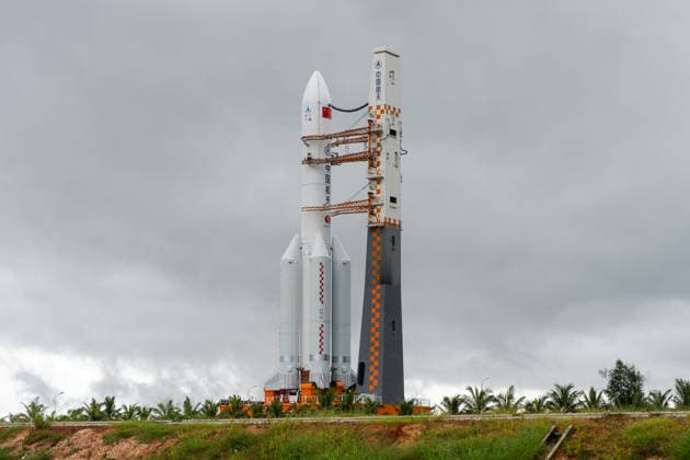 WENCHANG, CHINA - AUGUST 19: The combination of the Chang e-7 lunar probe and the Long March-5 Y14 carrier rocket is transferred vertically to the launching area at the Wenchang Spacecraft Launch Site on August 19, 2026 in Wenchang, Hainan Province of China. The Chang e-7 lunar probe is scheduled for launch at an appropriate time, according to the China Manned Space Agency (CMSA).  Copyright: xVCGx 111660848692