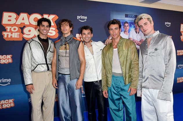 Jacob Rott, Bene Schulz, Julian Braun, Tim Schaecker und Luis Freitag bei der Premiere des Amazon Prime Video-Films Back to the 90s im Delphi Filmpalast am Zoo. Berlin, 18.08.2026 *** Jacob Rott, Bene Schulz, Julian Braun, Tim Schaecker, and Luis Freitag at the premiere of the Amazon Prime Video film *Back to the 90s* at the Delphi Filmpalast am Zoo in Berlin, August 18, 2026 Foto:xM.xBehrensx xFuturexImagex 90s_6804