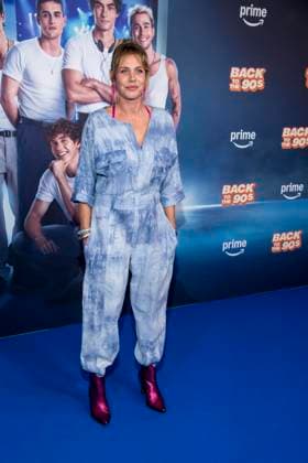ABB AMAZON- Felicitas Woll Schauspielerin zu Gast auf dem blauen Teppich bei der Weltpremiere der Amazon Prime Serie Back to the 90s im Delphi Filmpalast am 18.AUGUST 2026 in Berlin Berlin Deutschland *** ABB AMAZON Felicitas Woll, actress, appeared on the blue carpet at the world premiere of the Amazon Prime series *Back to the 90s* at the Delphi Filmpalast on August 18, 2026, in Berlin, Germany