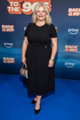 ABB AMAZON- Marie Schoeneburg zu Gast auf dem blauen Teppich bei der Weltpremiere der Amazon Prime Serie Back to the 90s im Delphi Filmpalast am 18.AUGUST 2026 in Berlin Berlin Deutschland *** ABB AMAZON Marie Schoeneburg walks the blue carpet at the world premiere of the Amazon Prime series *Back to the 90s* at the Delphi Filmpalast on August 18, 2026, in Berlin, Germany