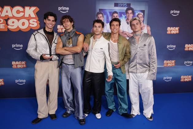 Back to the 90s Jacob Rott, Bene Schulz, Julien Brown, Tim Schäcker, Luis Freitag Premiere Back to the 90s im Delphi Filmpalast, Berlin Datum: 18.08.2026 *** Back to the 90s Jacob Rott, Bene Schulz, Julien Brown, Tim Schäcker, Luis Freitag Premiere of Back to the 90s at the Delphi Filmpalast, Berlin Date: August 18, 2026 Copyright: xEventpress Kratschx