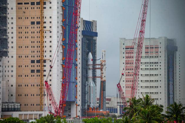WENCHANG, CHINA - AUGUST 19: The combination of the Chang e-7 lunar probe and the Long March-5 Y14 carrier rocket is transferred vertically to the launching area at the Wenchang Spacecraft Launch Site on August 19, 2026 in Wenchang, Hainan Province of China. The Chang e-7 lunar probe is scheduled for launch at an appropriate time, according to the China Manned Space Agency (CMSA).  Copyright: xVCGx 111660854871