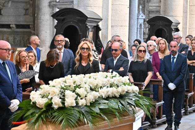 IPA87610983 - Rome: Santa Maria del Popolo Church. Fulvio Lucisano s funeral. Pictured: Federica and Paola Lucisano and Giancarlo Leone  Copyright: xMaurizioxD Avanzox xDxAvanzox xLandix 87610983
