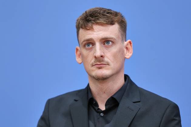 Berlin, Deutschland, 19.08.2026: Bundespressekonferenz: Studie: Wie die Zusammenlegung von Sozialleistungen gegen Armut wirken kann: Lukas Werner, Referent für Sozialpolitik, AWO Bundesverband e.V. *** Berlin, Germany, August 19, 2026 Federal Press Conference Study: How Consolidating Social Benefits Can Help Combat Poverty Lukas Werner, Social Policy Advisor, AWO Bundesverband e. V. Copyright: xdtsxNachrichtenagenturx dts_130535