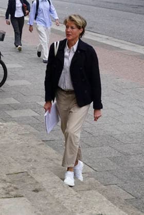CNTV BLOCK- Christina Block Unternehmerin kommt wie immer zu Fuss zum Gericht vorm Gericht am 70 Prozess Tag 19.AUGUST 2026 beim Prozess wegen mutmasslicher Kindesentfuehrung im Landgericht Hamburg Strafjustizgebaeude Entfuehrungsfall der Block Kinder Hamburg Deutschland *** CNTV BLOCK: Christina Block, an entrepreneur, arrives on foot—as always—at the courthouse on the 70th day of the trial, August 19, 2026, for the trial regarding the alleged child abduction at the Hamburg Regional Court’s Criminal Justice Building—the abduction case involving the Block children—in Hamburg, Germany.