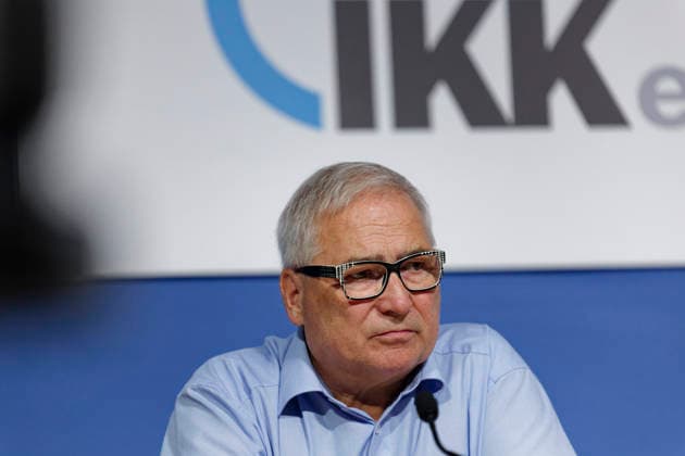 IKK für nachhaltige GKV-Reformen 2026-08-19 Deutschland, Berlin Pressekonferenz des IKK e.V. zur GKV-Finanzierung. Im Bild von links Hans-Jürgen Müller, Vorstandsvorsitzender IKK e.V. No modelrelease - Nur redaktionelle Verwendung - *** IKK Calls for Sustainable Statutory Health Insurance Reforms August 19, 2026, Germany, Berlin: IKK e.V. press conference on statutory health insurance (GKV) financing. Pictured from left: Hans Jürgen Müller, Chairman of the Board of IKK e.V.