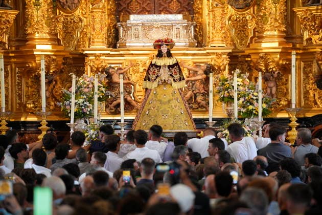 Almonte Prepares for the Long-Awaited Arrival of the Virgin of El Rocío in 2026 The Virgin of El Rocío waiting to be carried to the town of Almonte August 19, 2026, in El Rocío, Almonte, Huelva, Andalusia, Spain The White Dove will be carried from her Shrine to Almonte, an event that takes place every seven years and brings together thousands of residents and devotees in the village of Almonte AUGUST 19, 2026 Joaquín Huelva, Andalusia Huelva, Andalusia Spain  Copyright: xJoaquinxCorcherox 7720865