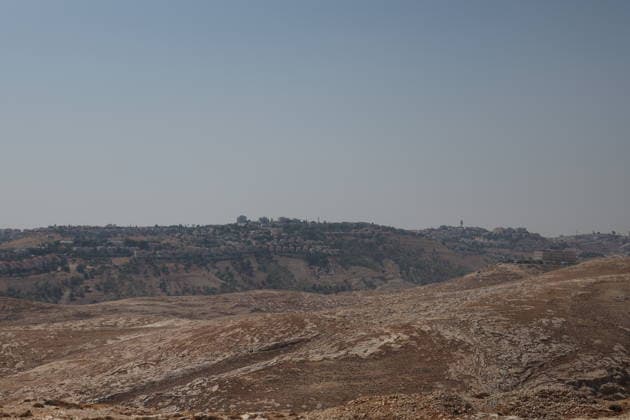 (260819) -- JERUSALEM, Aug. 19, 2026 -- This photo taken on Aug. 19, 2026 shows a view of the E1 area in the West Bank near Jerusalem. Israel on Tuesday advanced plans for the controversial E1 settlement project in the West Bank, publishing a tender for 1,234 housing units. The tender, published online by the Ministry of Construction and Housing, covers part of a wider plan for 3,401 housing units in E1, an area east of Jerusalem. (Photo by Xinhua) MIDEAST-WEST BANK-ISRAELI SETTLEMENT PROJECT JamalxAwad 