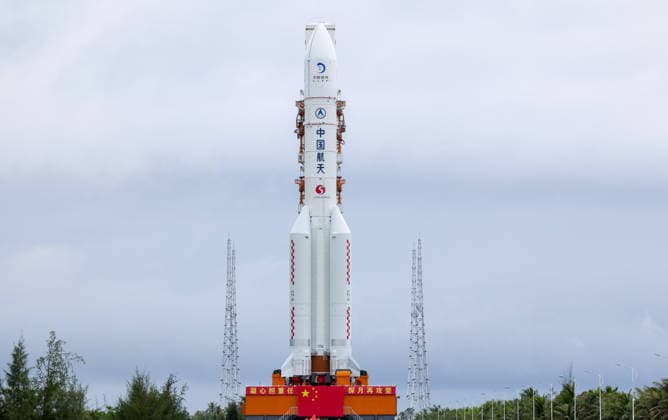 (260819) -- WENCHANG, Aug. 19, 2026 -- This photo taken on Aug. 19, 2026 shows the combination of the Chang e-7 lunar probe and the Long March-5 Y14 carrier rocket being transferred vertically to the launching area at the Wenchang Spacecraft Launch Site in south China s Hainan Province. The Chang e-7 lunar probe is scheduled for launch at an appropriate time, according to the China Manned Space Agency (CMSA). The combination of the Chang e-7 lunar probe and the Long March-5 Y14 carrier rocket was transferred vertically on Wednesday to the launching area at the Wenchang Spacecraft Launch Site in south China s Hainan Province, the CMSA said. The lunar probe and rocket had arrived at the launch site in April and July, respectively, and 