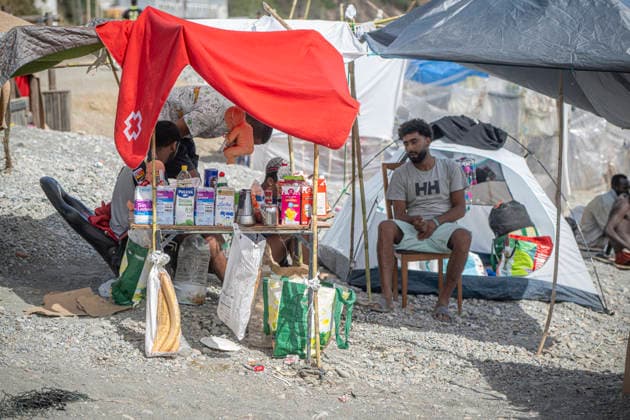 The humanitarian crisis in Ceuta continues. Migrants camped on Trampolín Beach, August 19, 2026, in Ceuta, Spain. Ceuta continues to face a serious humanitarian crisis following the historic mass influx of more than 70,000 migrants who swam across the Tarajal on July 30 and 31. Although the current police deployment and border reinforcement by Moroccan authorities have succeeded in curbing the influx, the autonomous city continues to face a serious humanitarian, health, and security crisis. August 19, 2026, Spain  Copyright: xMarcosxMorenox 7721080