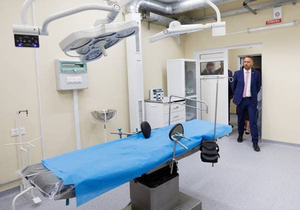 Vice-prime minister and Minister of Foreign Affairs Maxime Prevot pictured during a visit to the Chernihiv Regional Children s Hospital in Ukraine on Wednesday 19 August 2026, part of a visit of the Belgian Foreign Minister to Ukraine.  BENOITxDOPPAGNE 183781605