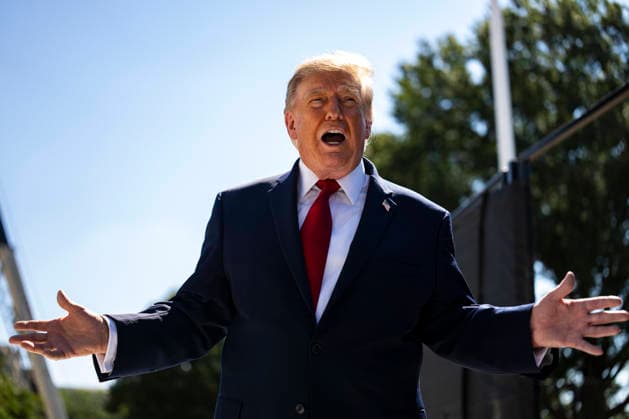 August 19, 2026, Washington, District Of Columbia, USA: WASHINGTON, DC - AUGUST 19: US President Donald Trump speaks to members of the media while touring the White House helipad construction on the South Lawn of the White House in Washington, DC, US, on Wednesday, Aug. 19, 2026 Washington USA  - ZUMAs152 20260819_faa_s152_023 Copyright: xAlxDragox-xPoolxviaxCNPx