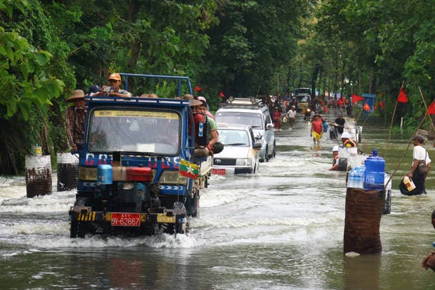 August 19, 2026, Ngathaingchaung, Ayeyarwady Division, Myanmar: Homes are submerged by floodwaters in Ngathaingchaung Township, Ayeyarwady Region..In Laymyethna Township, Ayeyarwady Region, the Ngawun River embankment collapsed on July 31, leaving nearby towns including Hinthada, Yegyi, Ngathaingchaung, Kyonpyaw and Kyaunggon still inundated, affecting tens of thousands of people, officials said. Ngathaingchaung Myanmar  - ZUMAn324 20260819_zip_n324_028 Copyright: xAyexMyaxNaingx