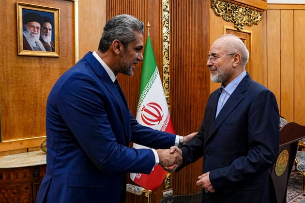 Iranian Parliament Speaker Ghalibaf Leaves Iran For Iraq Iranian Parliament Speaker Mohammad Bagher Ghalibaf (R) shakes hands with Iraq s ambassador to Tehran, Yasser Abdul-Zahra al-Hajjaj, as he leaves Mehrabad International Airport for Baghdad, Iraq, in Tehran, Iran, on August 19, 2026. Ghalibaf travelled to Iraq for meetings with Iraqi parliamentary officials and senior political figures, and was seen off by deputy parliament speaker Hamidreza Haji-Babai, presidential parliamentary affairs official Mohsen Esmaeili and Iraq s ambassador to Tehran, Yasser Abdul-Zahra al-Hajjaj. Tehran Tehran Iran Copyright: xHamedxMalekpourx