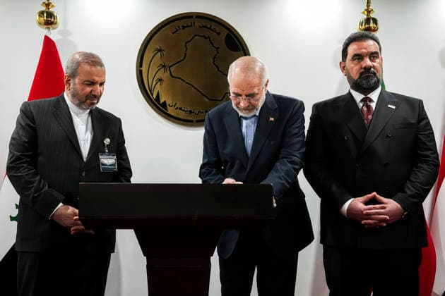 Iranian Parliament Speaker Mohammad Bagher Ghalibaf visits Iraq Iran s Parliament Speaker Mohammad Bagher Ghalibaf and his Iraqi counterpart Haibat al-Halbousi attend a meeting at the parliament building in Baghdad on August 19, 2026. Baghdad Baghdad Iraq Copyright: xHamedxMalekpourx
