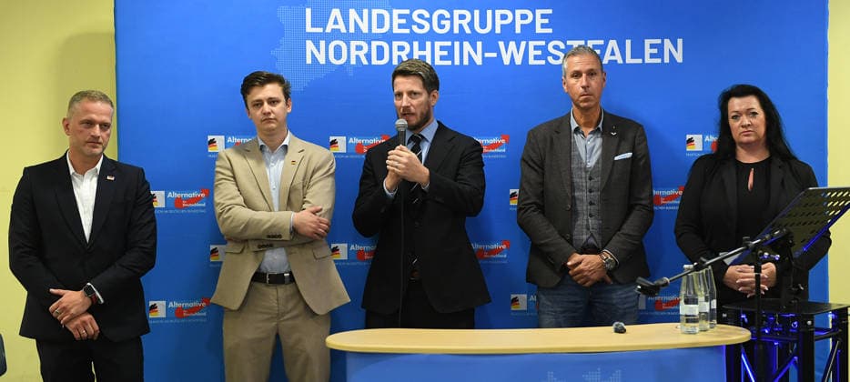 Bürgerdialog der AfD-Bundestagsfraktion ( Landesgruppe NRW ) am 19.08.2026 in der Aula der ehem. Martini-Schule in Wesel V.l.n.r.: Adam Balten MdB - Manuel Krauthausen MdB - Dr. Martin Vincentz MdL - Christian Zaum MdB - Birgit Bessin MdB *** Public forum hosted by the AfD Bundestag Caucus’s North Rhine-Westphalia regional group on August 19, 2026, in the auditorium of the former Martini School in Wesel. From left to right: Adam Balten, Member of the Bundestag; Manuel Krauthausen, Member of the Bundestag; Dr. Martin Vincentz, Member of the State Parliament; Christian Zaum, Member of the Bundestag; Birgit Bessin, Member of the Bundestag xRx