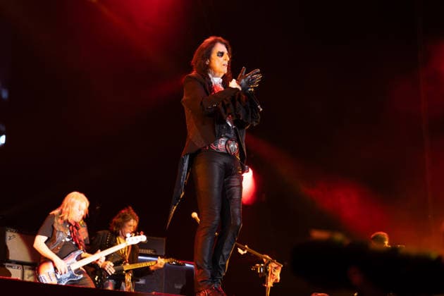IPA87626244 - The Hollywood Vampires are performing at the Utilita Arena in Birmingham, UK  Copyright: xcristinaxmasseix xx 87626244