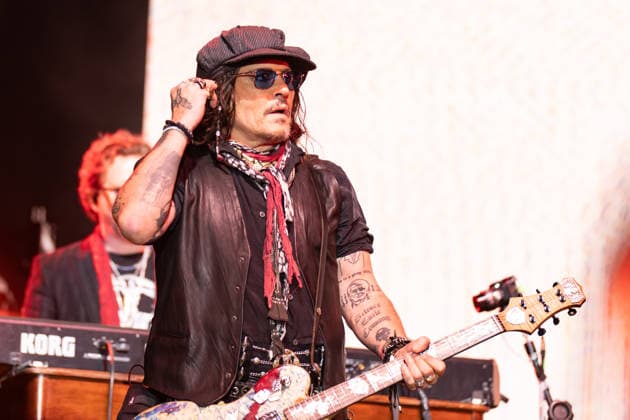 IPA87626200 - The Hollywood Vampires are performing at the Utilita Arena in Birmingham, UK  Copyright: xcristinaxmasseix xx 87626200