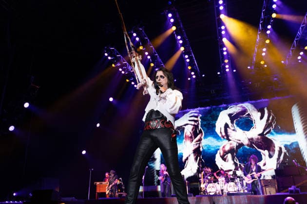 IPA87626268 - The Hollywood Vampires are performing at the Utilita Arena in Birmingham, UK  Copyright: xcristinaxmasseix xx 87626268