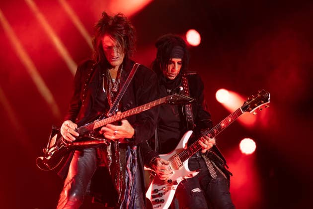 IPA87626489 - The Hollywood Vampires are performing at the Utilita Arena in Birmingham, UK  Copyright: xcristinaxmasseix xx 87626489