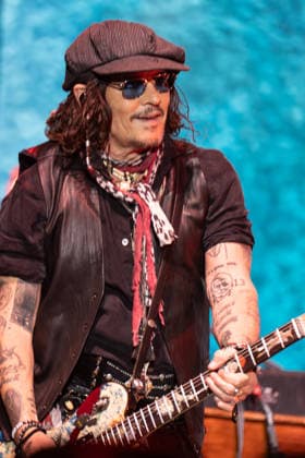 IPA87626491 - The Hollywood Vampires are performing at the Utilita Arena in Birmingham, UK  Copyright: xcristinaxmasseix xx 87626491