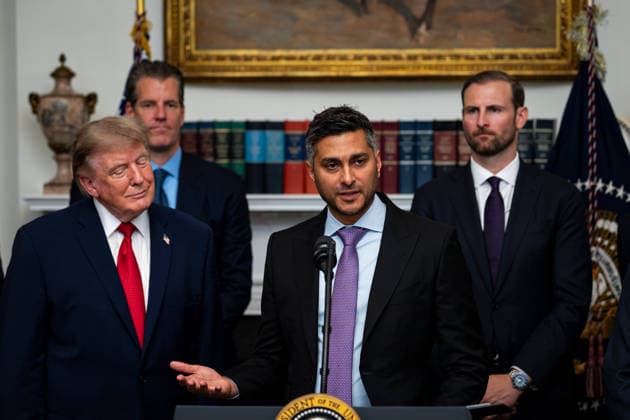 Trump Meets Technology Leaders WASHINGTON, DC - AUGUST 19: Arjun Sethi, co-chief executive officer of Kraken, speaks with US President Donald Trump during a meeting with crypto and prediction market executives in the Roosevelt Room of the White House in Washington, DC, US, on Wednesday, Aug. 19, 2026. Credit: CNP AdMedia Washington District of Columbia United States of America EDITORIAL USE ONLY  Copyright: xx CNPx xAdMediax admphotosthree012101