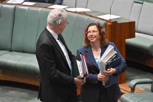 QUESTION TIME, Minister for Home Affairs Tony Burke and Minister for Employment Amanda Rishworth before Question Time in the House of Representatives at Parliament House in Canberra, Thursday, August 20, 2026. ( NO ARCHIVING CANBERRA AUSTRALIAN CAPITAL TERRITORY AUSTRALIA  Copyright: xMICKxTSIKASx 20260820184063670885