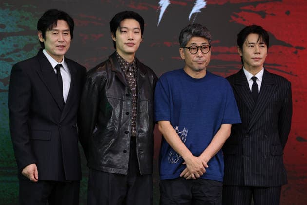 Netflix original series Mousetrap Netflix original series Mousetrap The stars of the upcoming Netflix original series Mousetrap -- Seol Kyung-koo, Ryu Jun-yeol and Lee Kyu-hyung (L to R) -- along with director Kim Hong-sun (2nd from L) -- pose for a photo during a publicity event in Seoul on Aug. 20, 2026. The eight-episode series will be released worldwide on Aug. 28. (Yonhap) 2026-08-20 12:49:54 < 1980-2026 YONHAPNEWS AGENCY. .> ¼­¿ïÆ¯º°½Ã EDITORIAL USE ONLY  Copyright: xx PYH2026082010300034400 YonhapxNewsx yonphotos255780