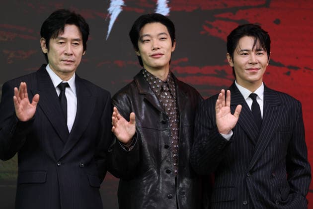 Entertainment Bilder des Tages Netflix original series Mousetrap Netflix original series Mousetrap The stars of the upcoming Netflix original series Mousetrap -- Seol Kyung-koo, Ryu Jun-yeol and Lee Kyu-hyung (L to R) -- pose for a photo during a publicity event in Seoul on Aug. 20, 2026. The eight-episode series will be released worldwide on Aug. 28. (Yonhap) 2026-08-20 12:50:48 < 1980-2026 YONHAPNEWS AGENCY. .> ¼­¿ïÆ¯º°½Ã EDITORIAL USE ONLY  Copyright: xx PYH2026082010480034400 YonhapxNewsx yonphotos255782