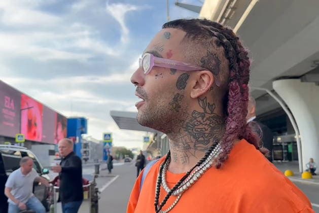 RUSSIA, MOSCOW - AUGUST 20, 2026: American rapper Lil Pump arrives at Vnukovo International Airport to give a solo concert scheduled for August 22. Elina Shtorts TASS  96369399