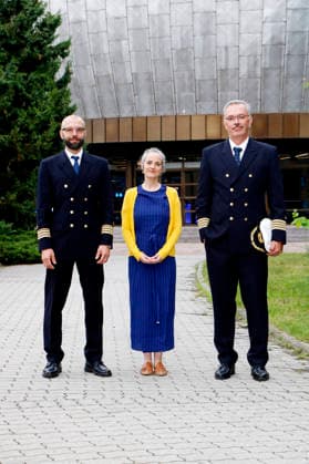 Henning Westphal, Ines Reinisch und Thomas Wunderlich bei der Premiere des Dokumentarfilms Salz und Wasser - Mit der legendären Polarstern in die Antarktis im Zeiss Großplanetarium. Berlin, 19.08.2026 *** Henning Westphal, Ines Reinisch, and Thomas Wunderlich at the premiere of the documentary *Salt and Water: To Antarctica Aboard the Legendary Polarstern* at the Zeiss Großplanetarium Berlin, August 19, 2026 Foto:xA.xBuggex xFuturexImagex salz_6802