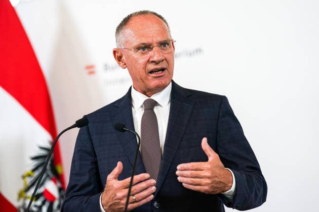 20.08.2026 - Europa, Österreich, Wien: Präsentation und Pressekonferenz von Maßnahmen gegen Extremismus und Kriminalität bei Jugendlichen; Innenminister Gerhard Karner *** August 20, 2026 Europe, Austria, Vienna Presentation and press conference on measures to combat extremism and crime among young people Interior Minister Gerhard Karner Copyright: xLUKAxKOLANOVICx