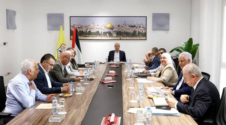 Hussein al-Sheikh Chairs Fatah Central Committee Meeting in Ramallah Fatah Movement Vice President Hussein al-Sheikh chairs a meeting of the Fatah Central Committee in Ramallah, in the West Bank, on August 20, 2026. The meeting discusses political and security developments, Israeli attacks in the Gaza Strip, West Bank and Jerusalem, and preparations for upcoming elections. Photo by Hussein AlSheikh Office apaimages Ramallah West Bank Palestinian Territory 200826_Ramallah_HAO_00(2) Copyright: xapaimagesxHusseinxAlSheikhxOfficex xapaimagesx