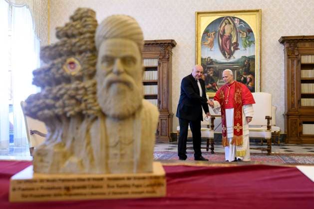 News Bilder des Tages ITALY - POPE LEO XIV RECEIVES IN PRIVATE AUDIENCE HIS RXCELLENCY MR JOSEPH AOUN AT THE VATICAN - 2026 8 20 Italy, Roma , Vatican, 2026 8 20 Pope Leo XIV received in a private audience His Excellency Mr. Joseph Aoun, President of the Republic of Lebanon at the Vatican EDITORIAL USE ONLY - NO BOOKS Copyright: xVATICANxMEDIAx